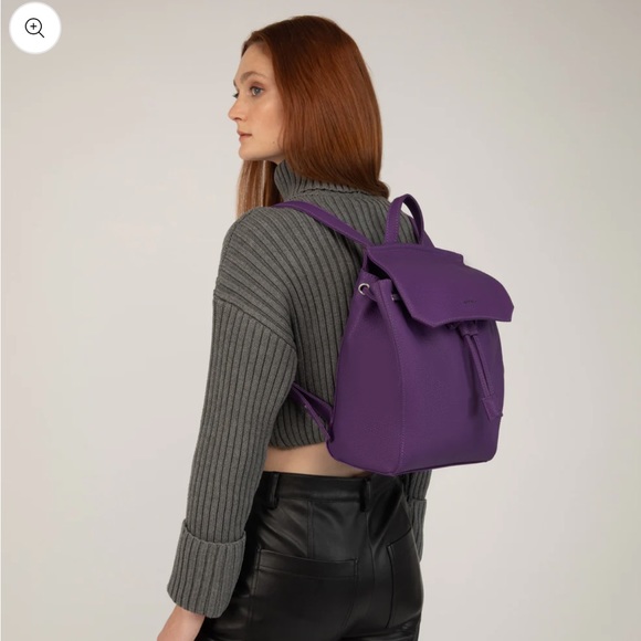 MATT & NAT Backpack - Picture 2 of 9